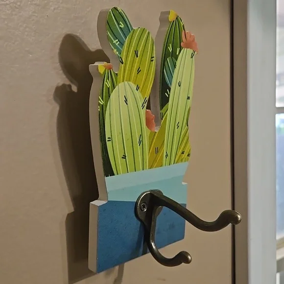 Cute Cactus plaques - Picture 2 of 3